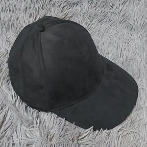 Black arianna grande hat